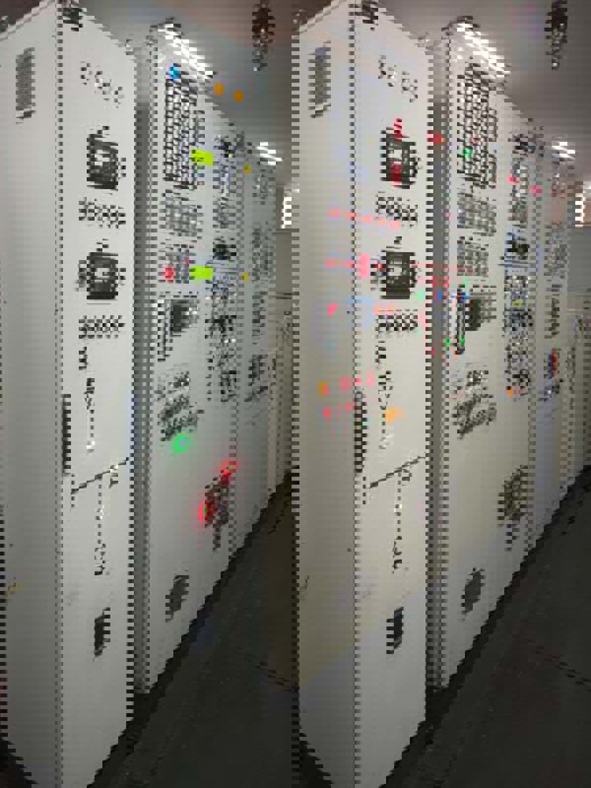 DEIF AGC-4 controllers in a switchboard at Singhal Enterprises