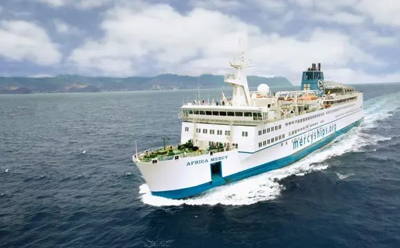 01 Jumbotron Mercyships Case
