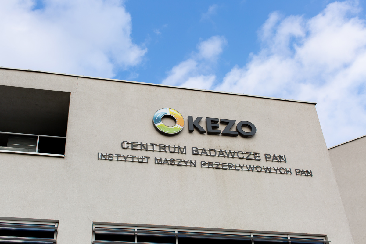 02 Kezo Logo Kezo Case