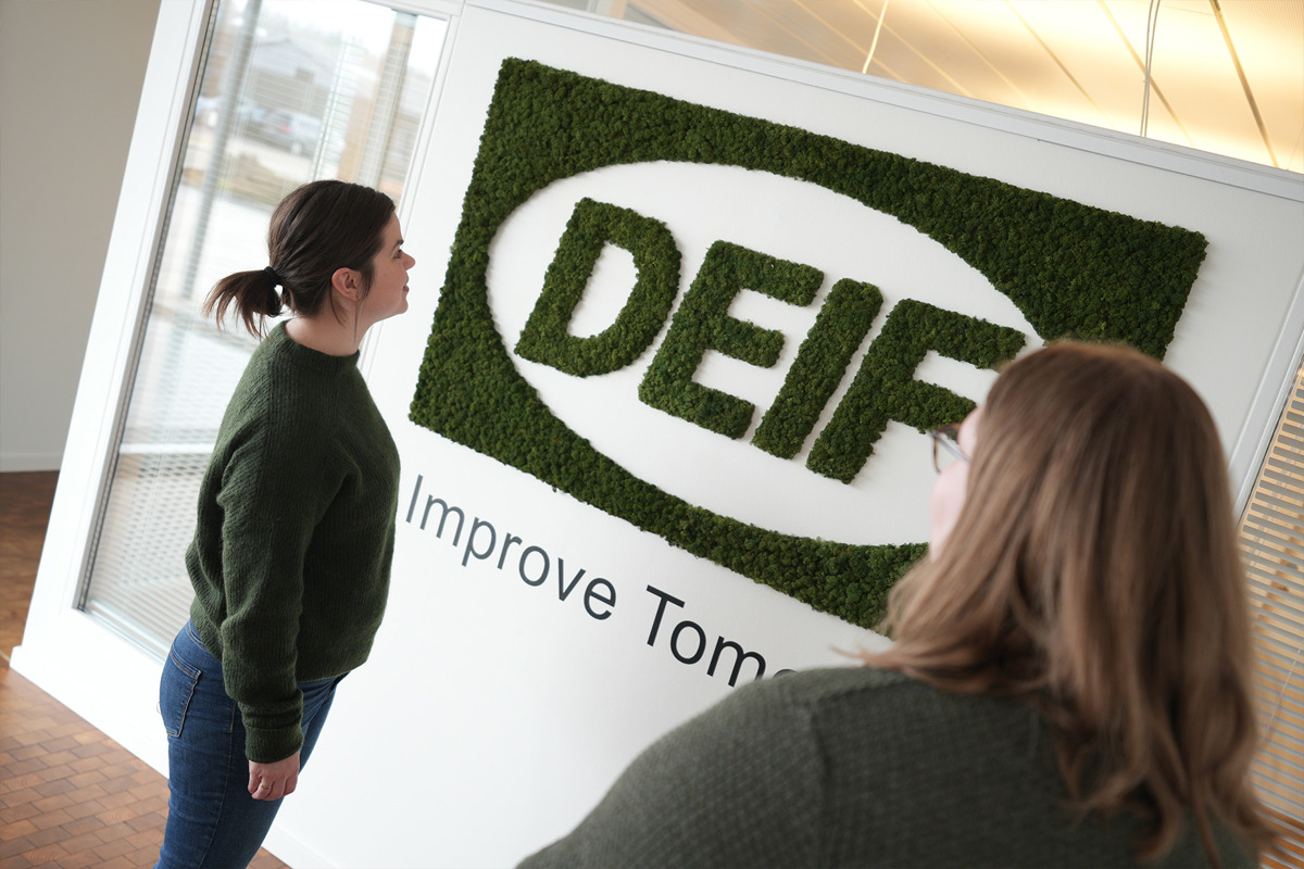 New DEIF logo imprinted in Moss